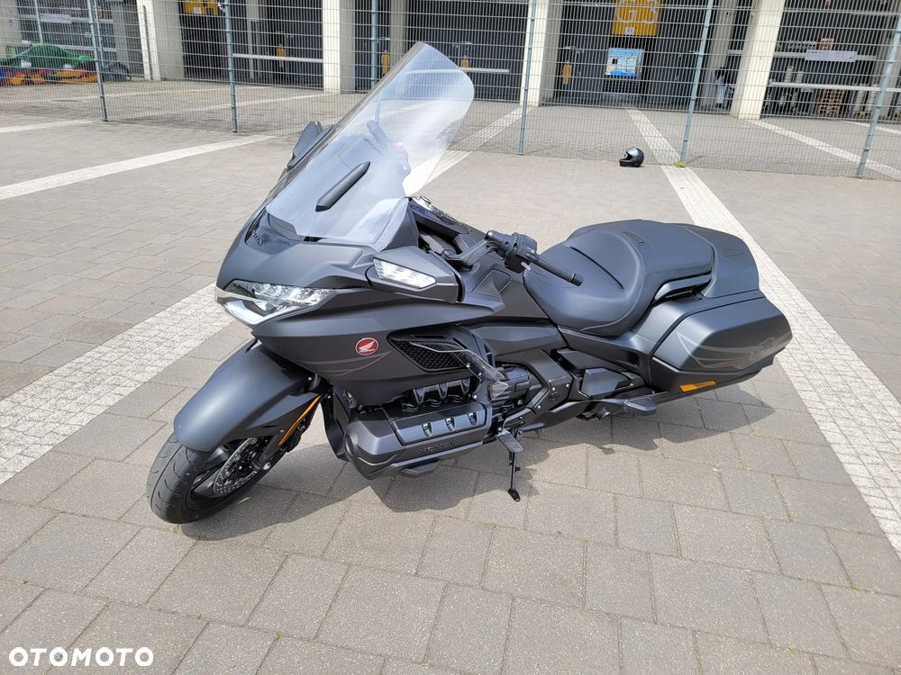 Honda GL - 10