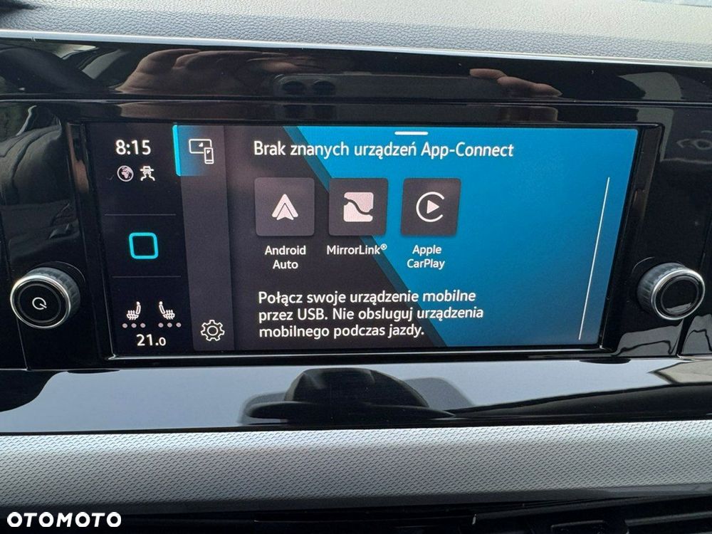 Volkswagen Golf - 22