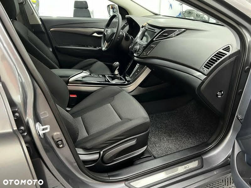 Hyundai i40 - 17