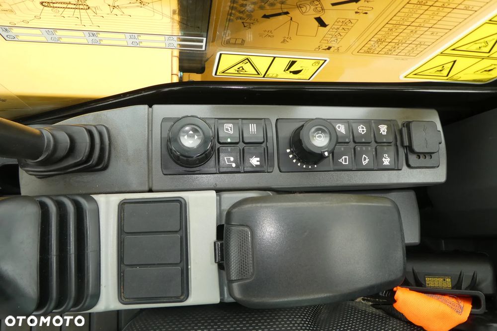 Caterpillar 306 CR-07A TRZY ŁYZKI PAŁATIL - 30
