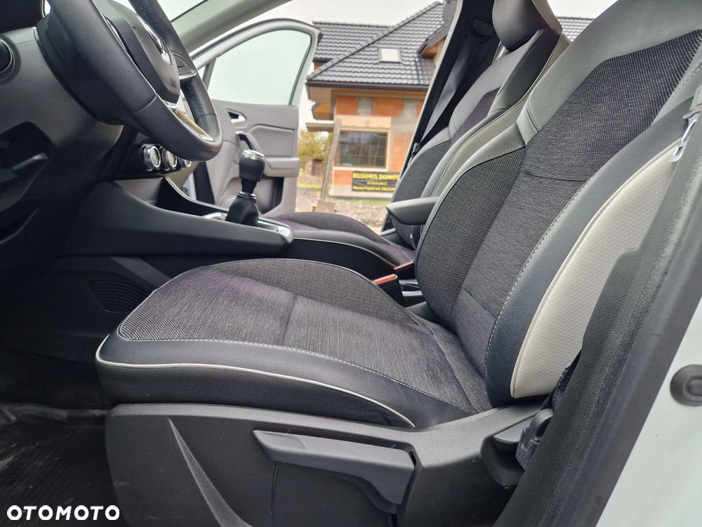 Renault Captur ver-1-0-tce-intens - 24