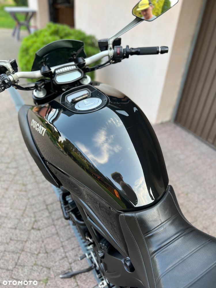 Ducati Diavel - 34