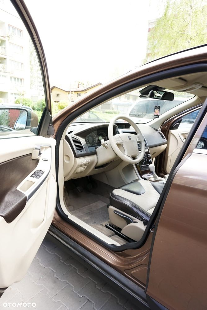 Volvo XC 60 2.4D AWD - 12