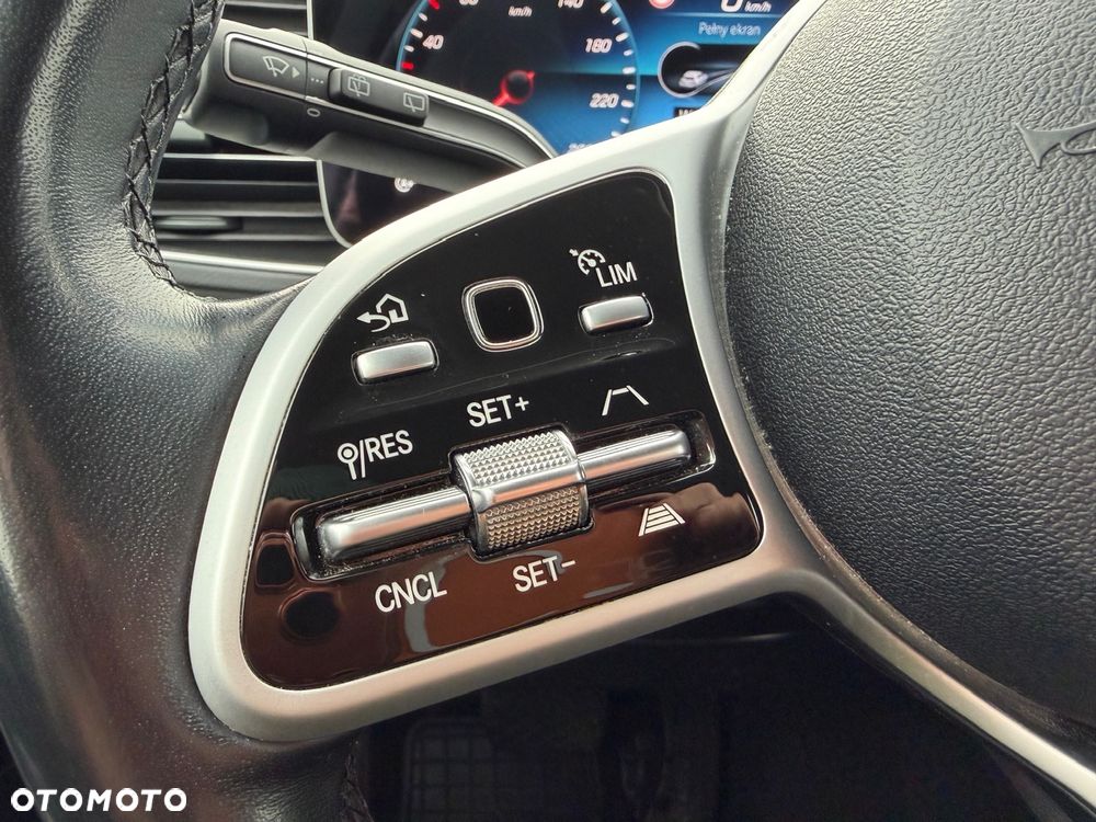 Mercedes-Benz GLE - 19