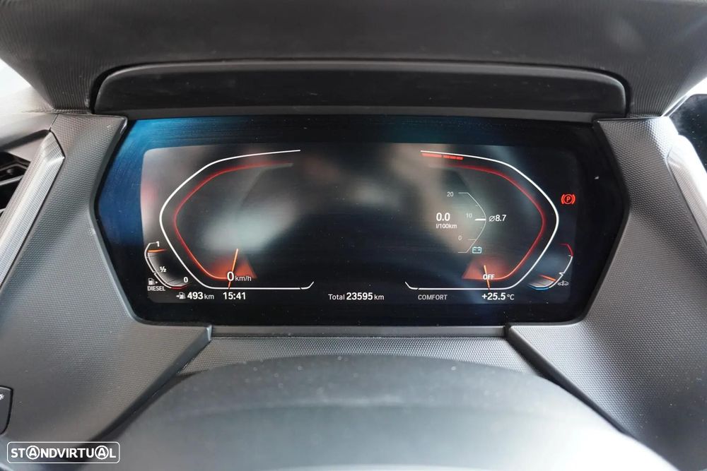 BMW 116 d Pack Desportivo M - 13