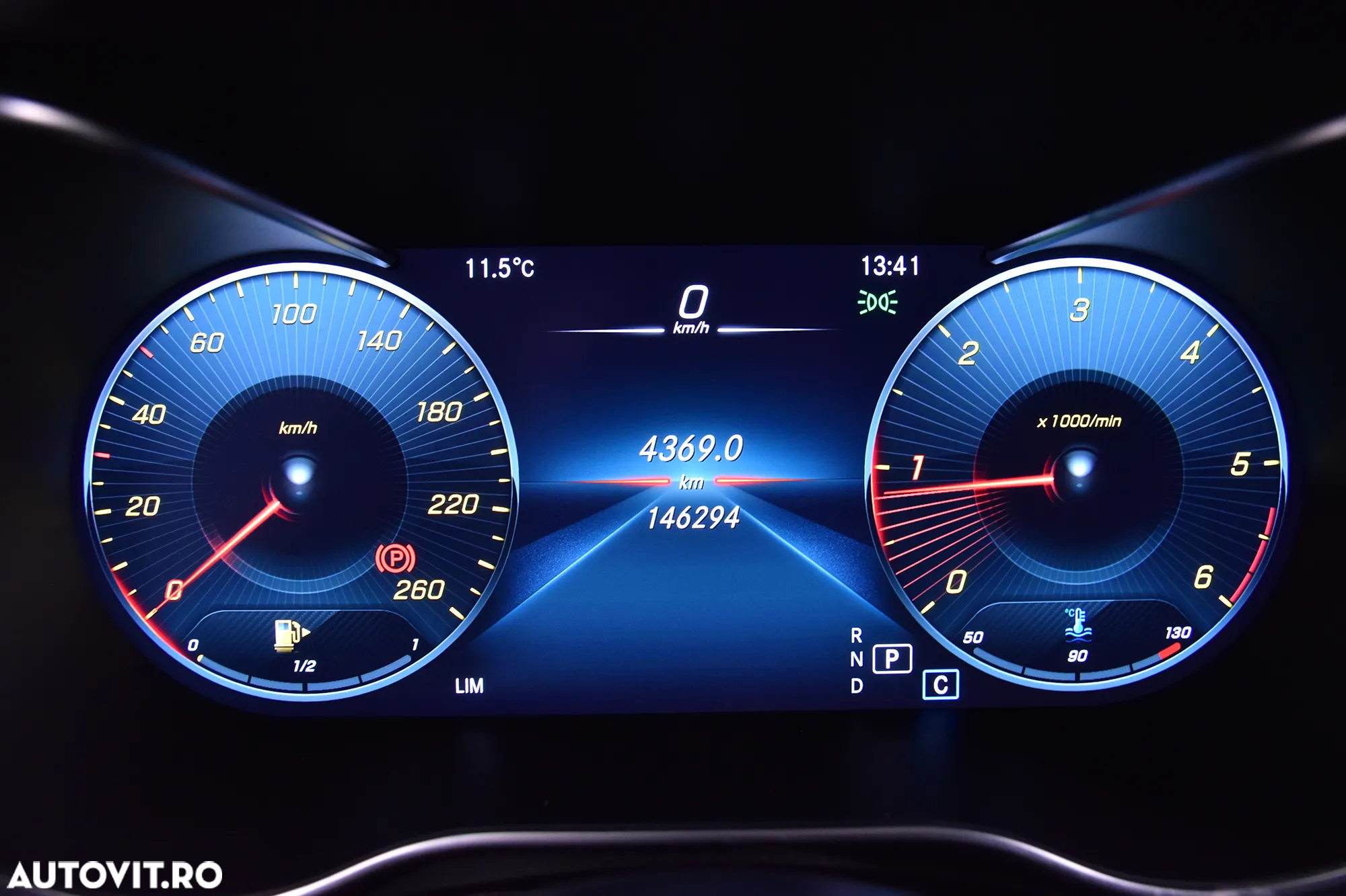 Mercedes-Benz GLC 300 d 4Matic 9G-TRONIC AMG Line - 10
