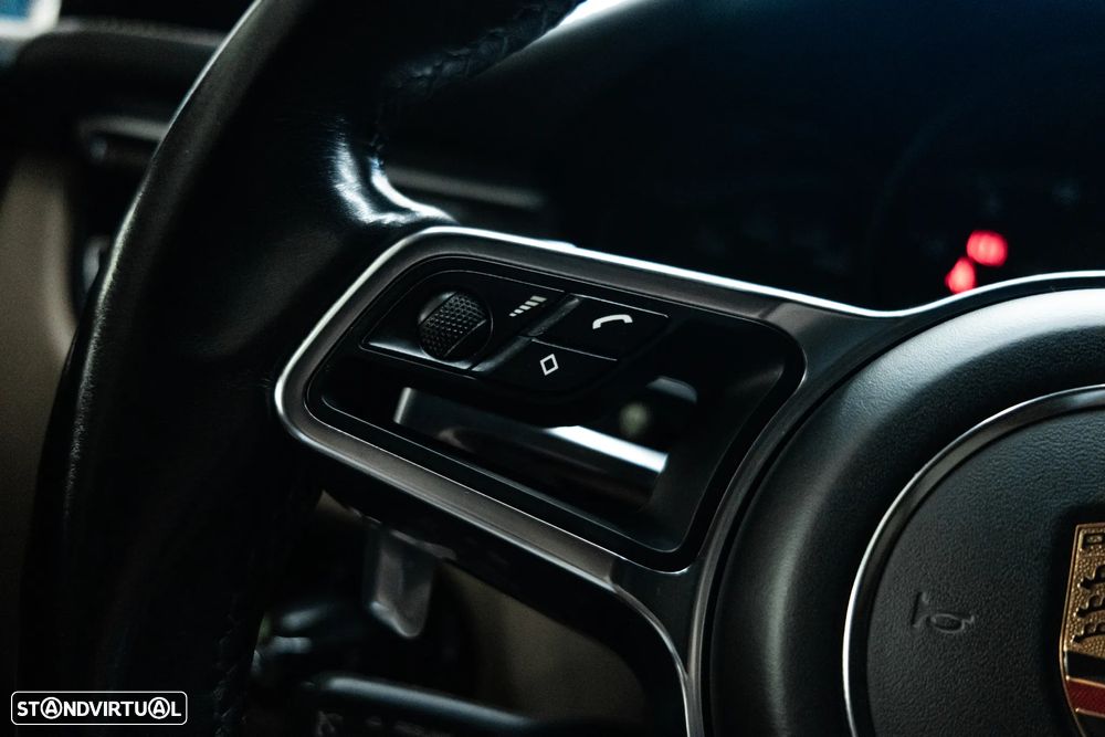 Porsche Macan Standard - 19