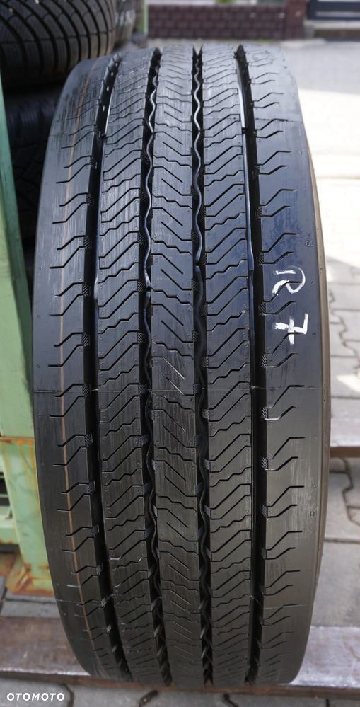 1x Continental CONTI HYBRID HS3  285/70R19,5 146/144M R7 - 1