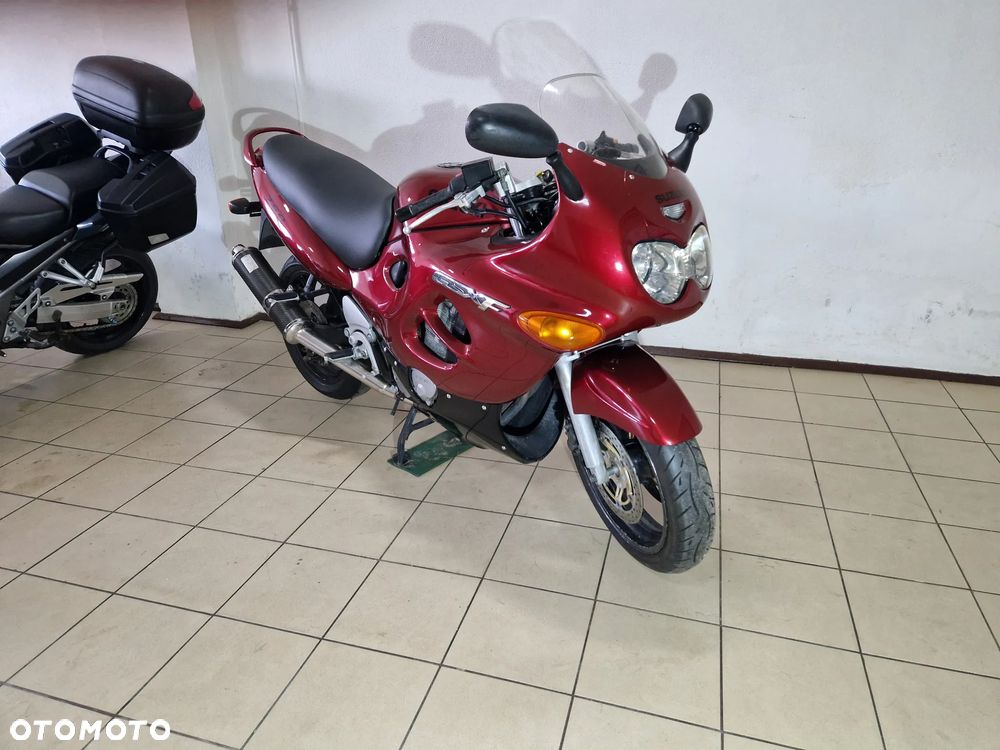 Suzuki GSX-F - Katana - 2