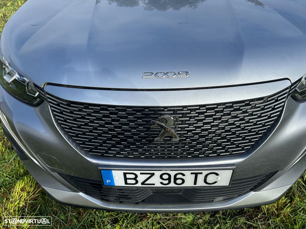 Peugeot e-2008 Allure - 3