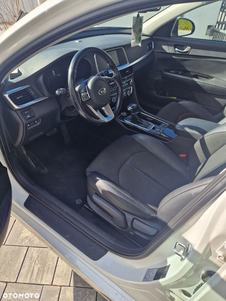 Kia Optima - 6