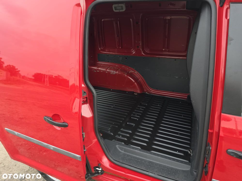 Volkswagen Caddy - 8