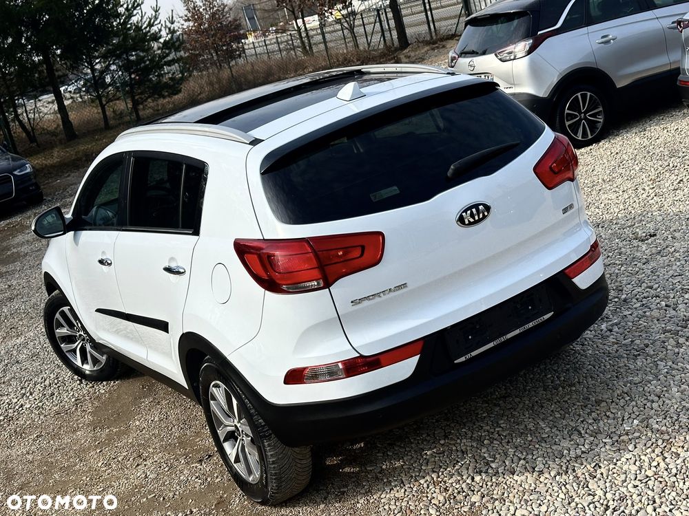 Kia Sportage 1.6 GDI 2WD ISG Dream-Team Edition - 4