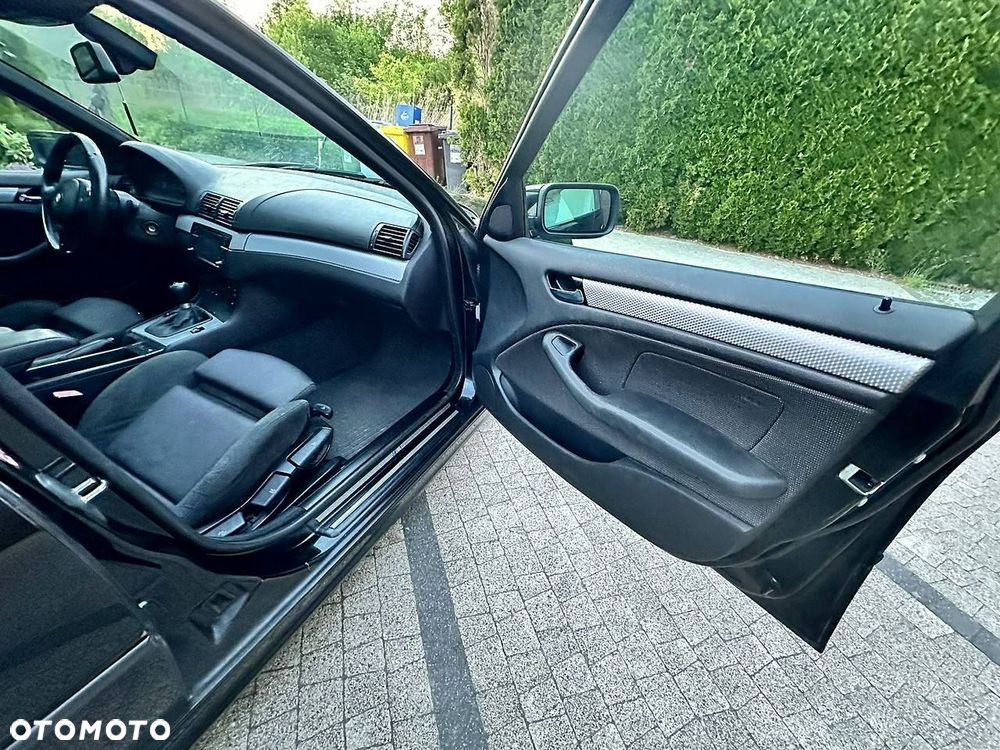 BMW Seria 3 325i Edition Sport - 11