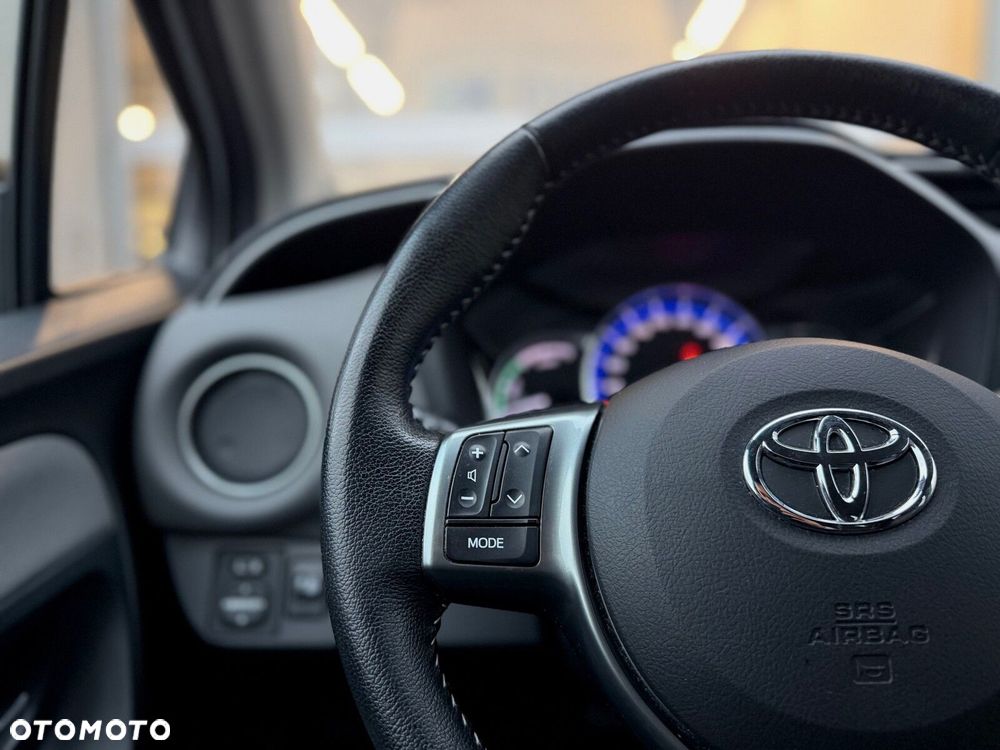 Toyota Yaris - 17
