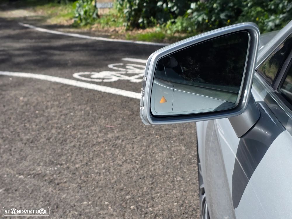 Mercedes-Benz CLS 350 BlueTEC Shooting Brake - 17