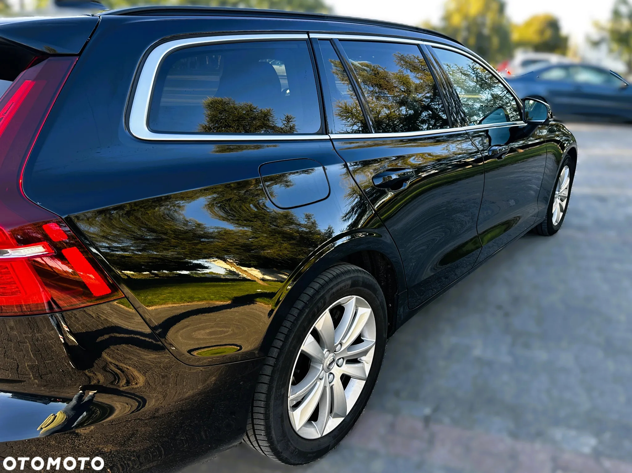 Volvo V60 B3 B Momentum Pro - 16