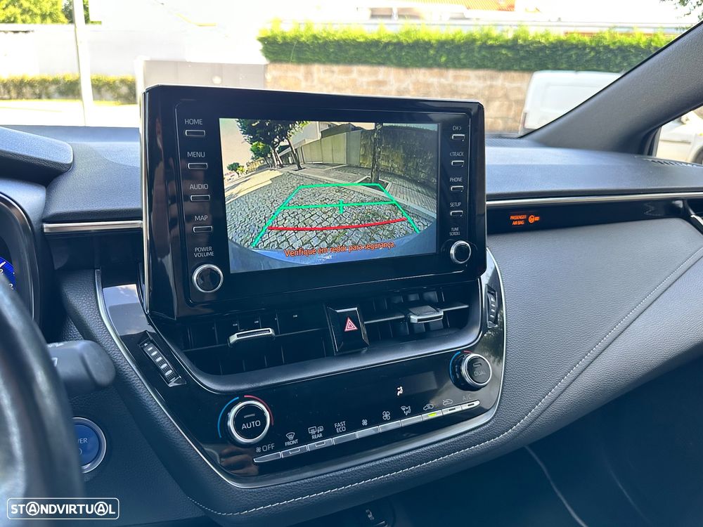 Toyota Corolla 1.8 Hybrid Square Collection - 57
