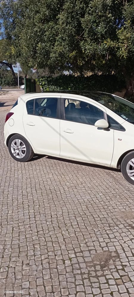 Opel Corsa - 1