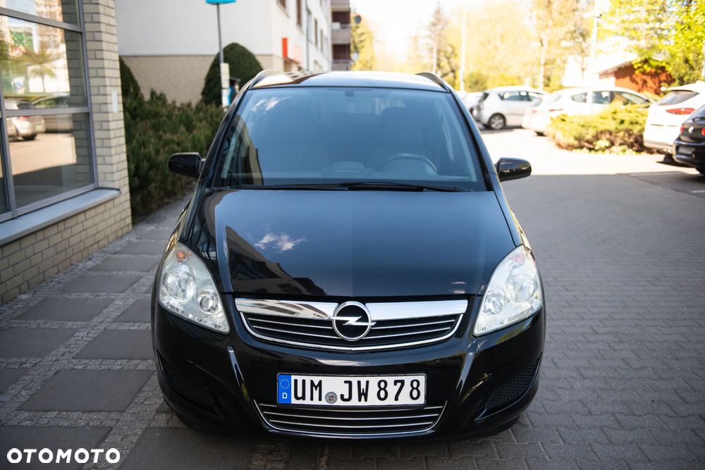 Opel Zafira 1.6 ECOFLEX Family Plus - 1