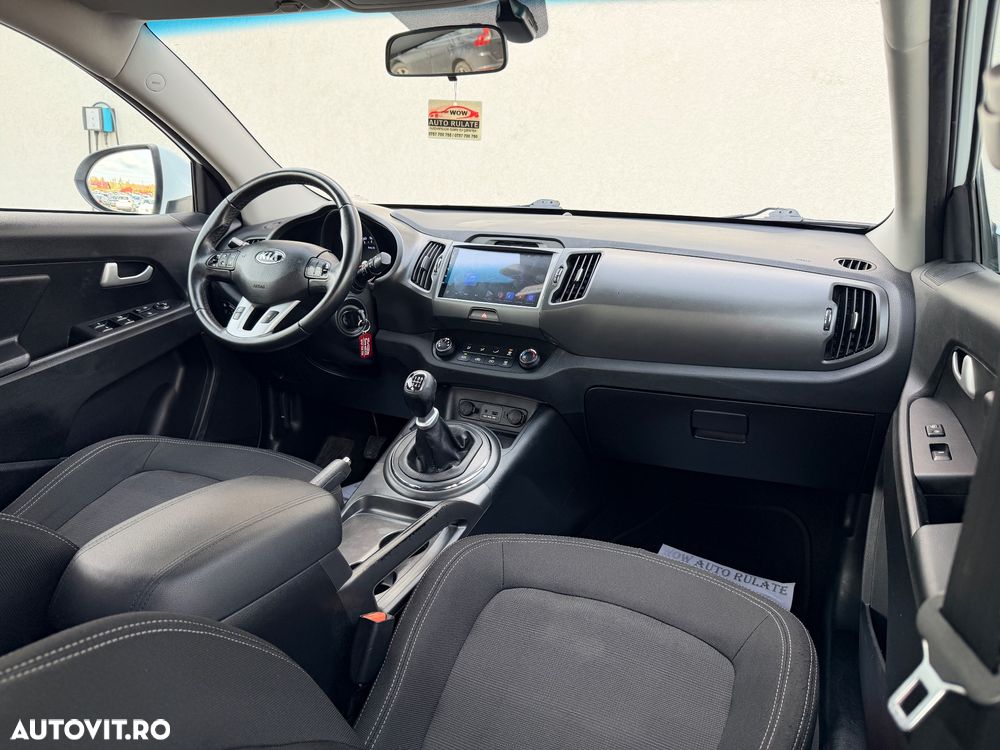 Kia Sportage 1.7 CRDI 2WD Dream-Team Edition - 19