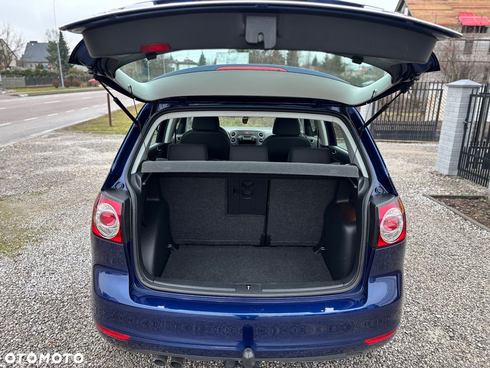 Volkswagen Golf Plus - 17