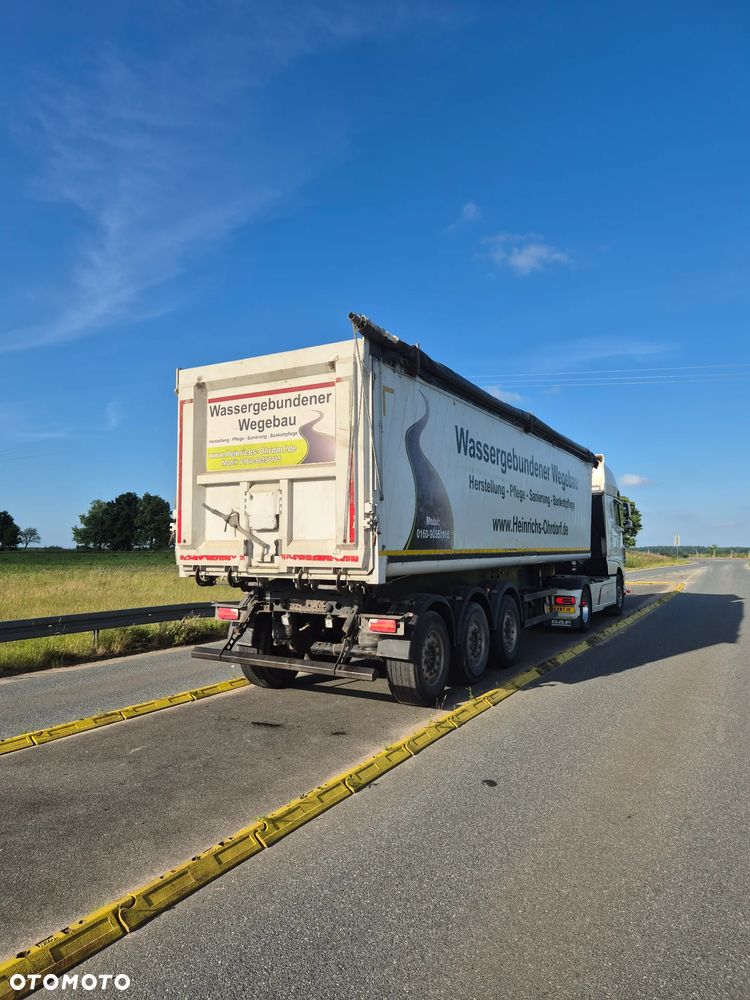 Schmitz Cargobull - - 5