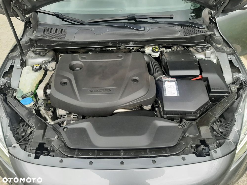 Volvo V40 D3 Geartronic RDesign - 40