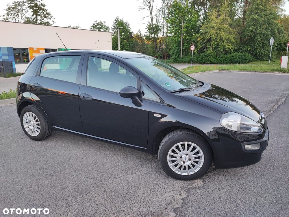 Fiat Punto Evo 1.4 8V Dynamic Euro5 - 19