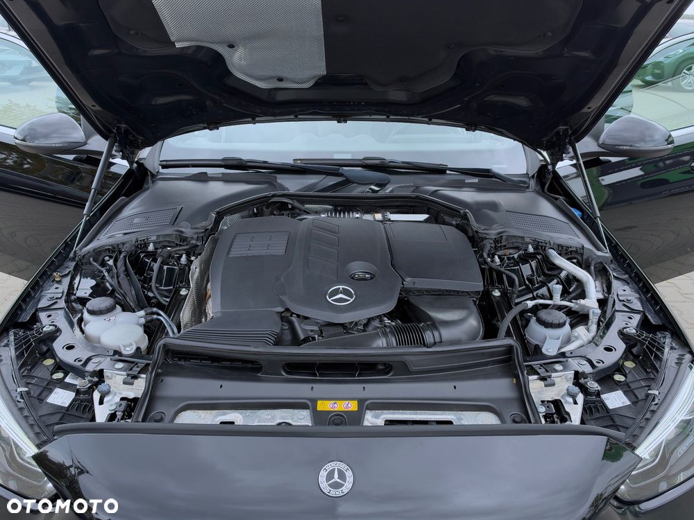 Mercedes-Benz Klasa C 300 d 9G-TRONIC AMG Line - 39