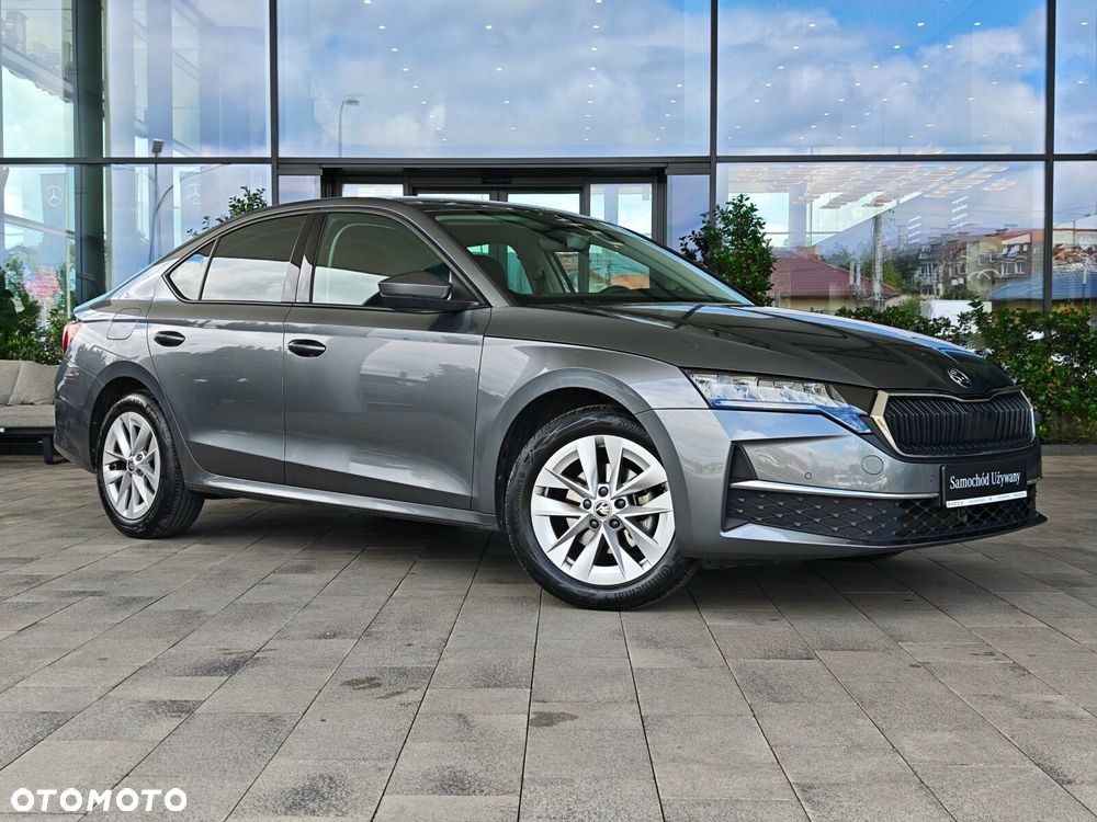 Skoda Octavia 1.5 TSI mHEV Selection DSG - 4