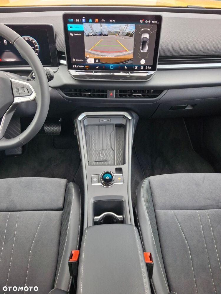 Volkswagen T-Roc - 25