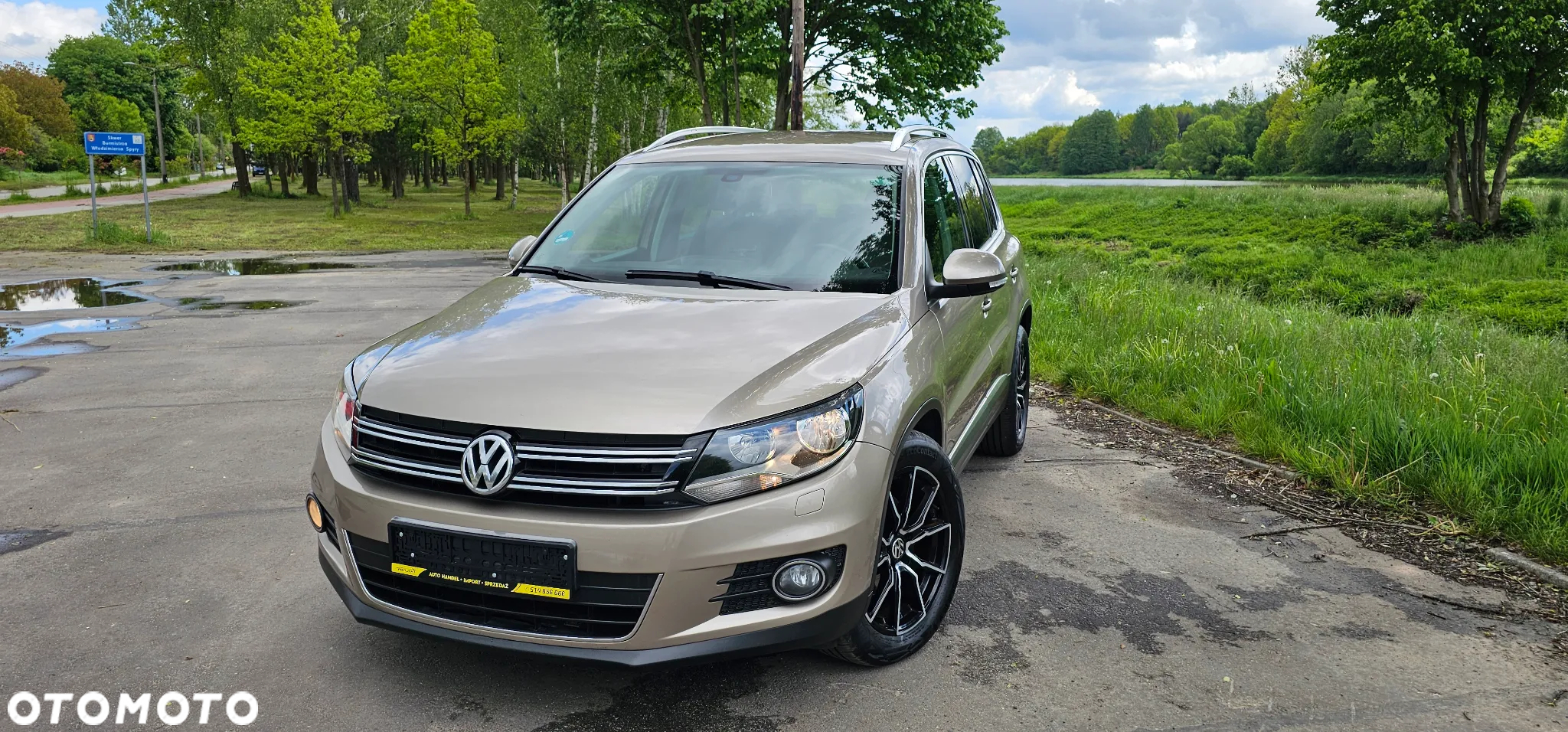 Volkswagen Tiguan - 10