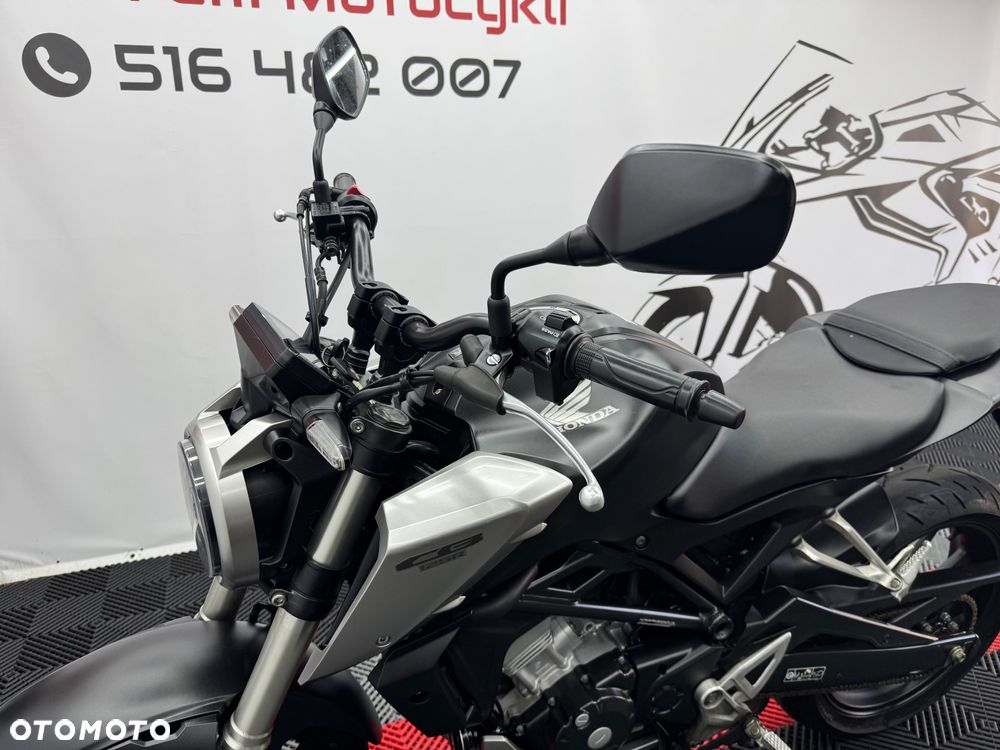Honda CB - 11
