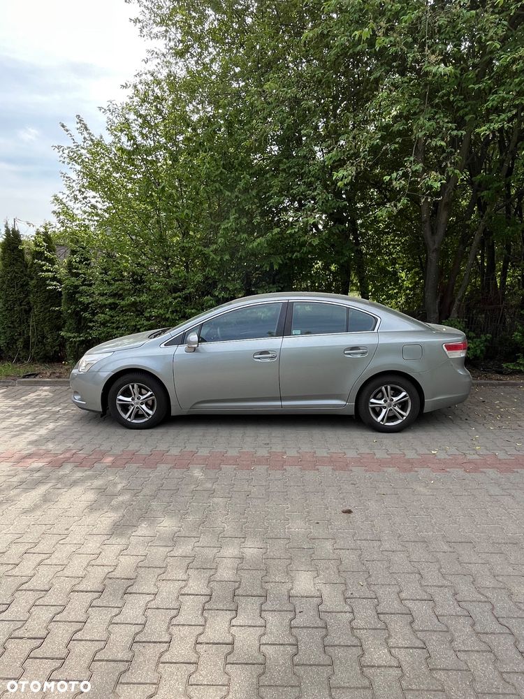 Toyota Avensis 2.0 Prestige MS - 1