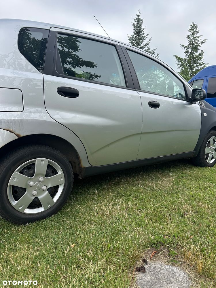 Chevrolet Aveo 1.2 16V LS - 8
