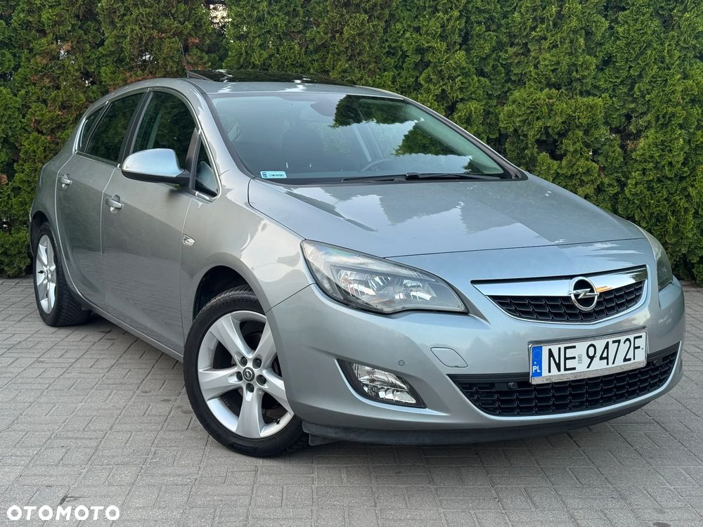 Opel Astra 1.6 Design Edition - 2