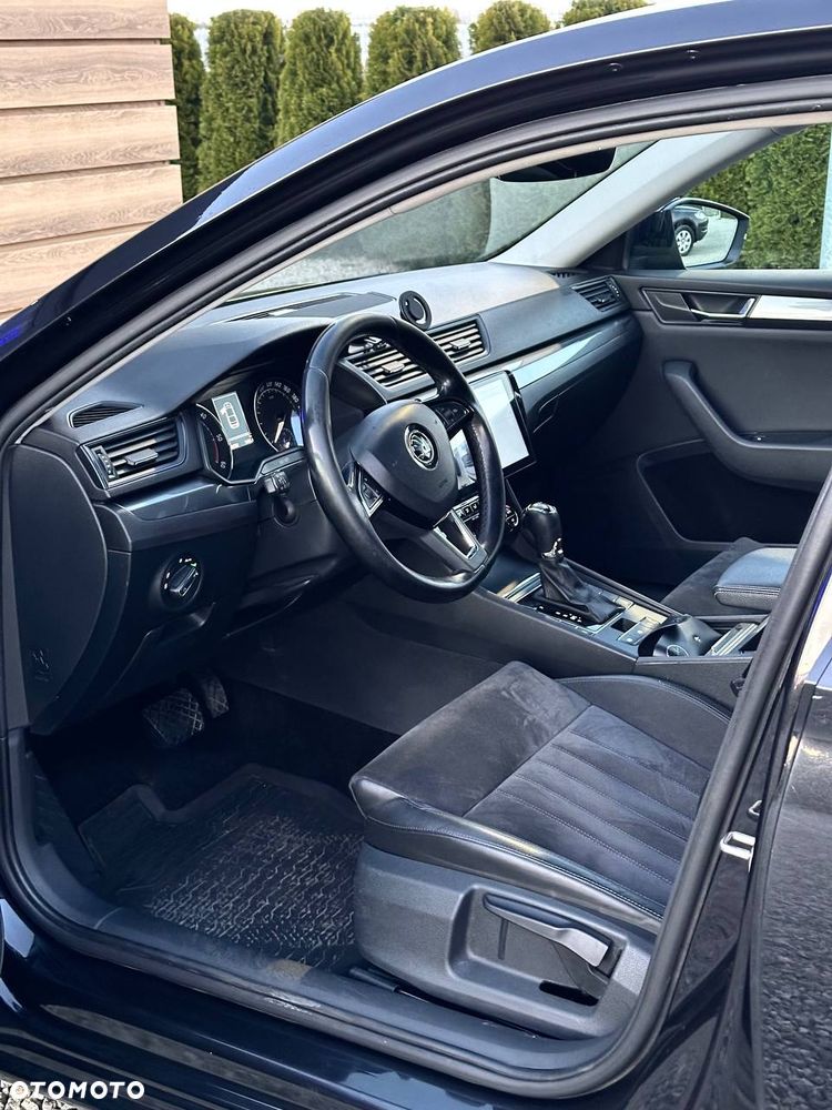 Skoda Superb 2.0 TDI Ambition DSG - 11