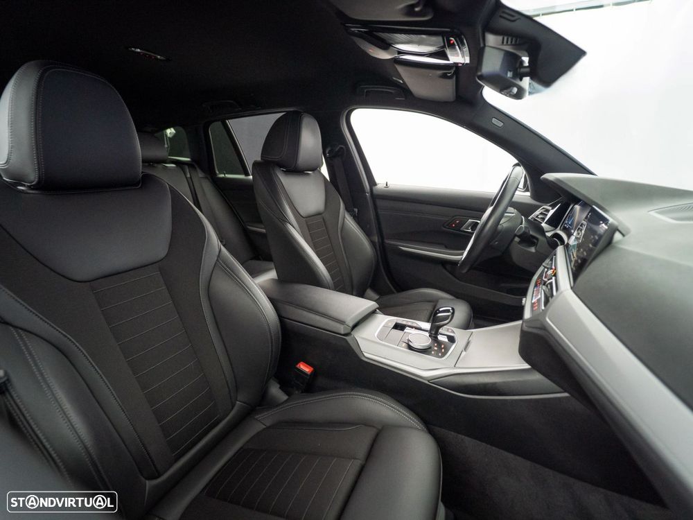 BMW 320 e Corporate Edition Auto - 42