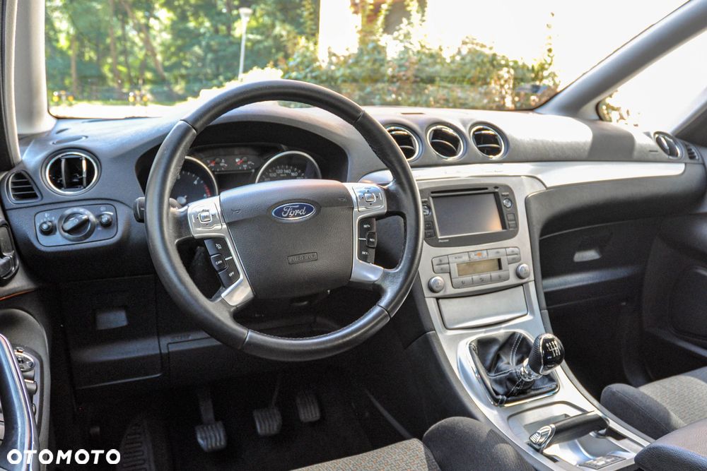 Ford S-Max - 9