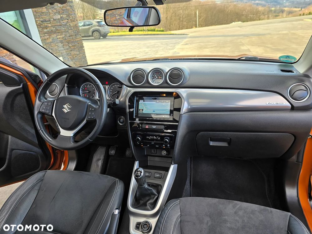 Suzuki Vitara 1.6 (4x4) Allgrip Comfort+ - 15
