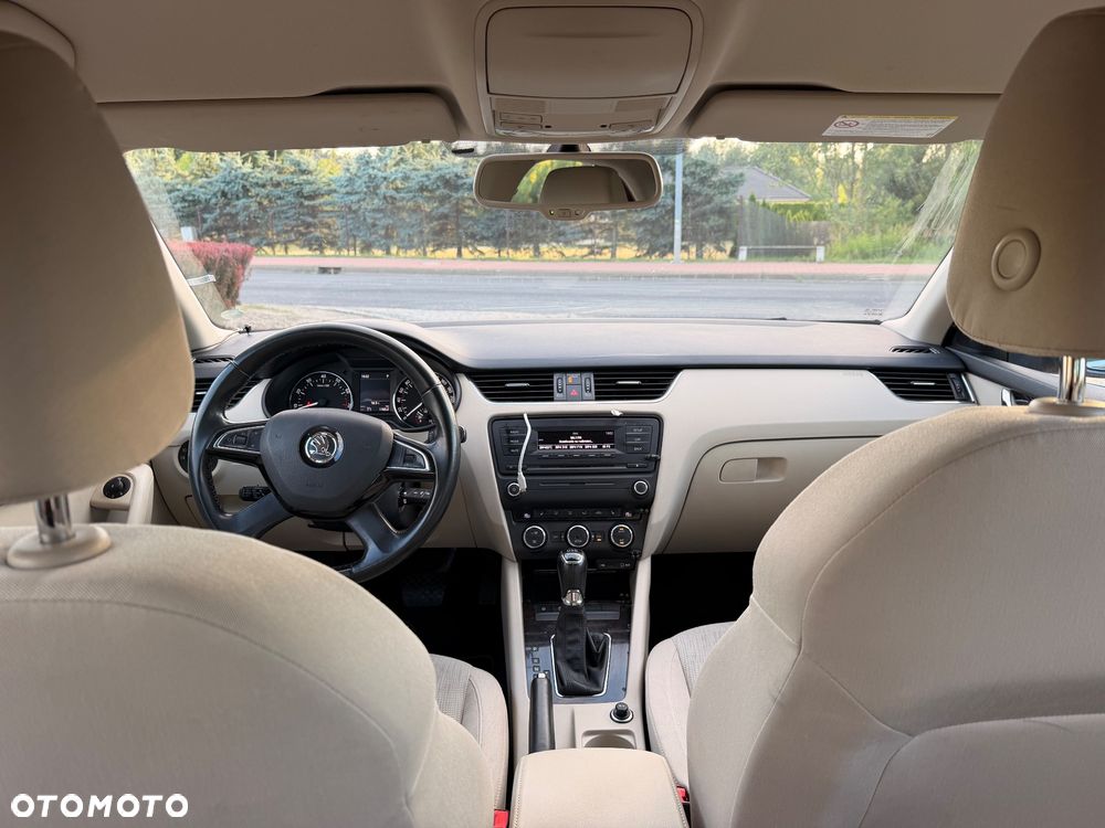 Skoda Octavia 1.4 TSI Elegance DSG - 25