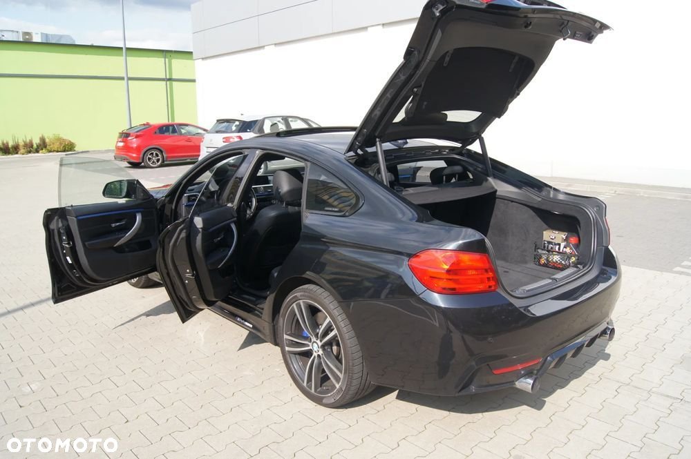 BMW Seria 4 440i xDrive M Sport - 27