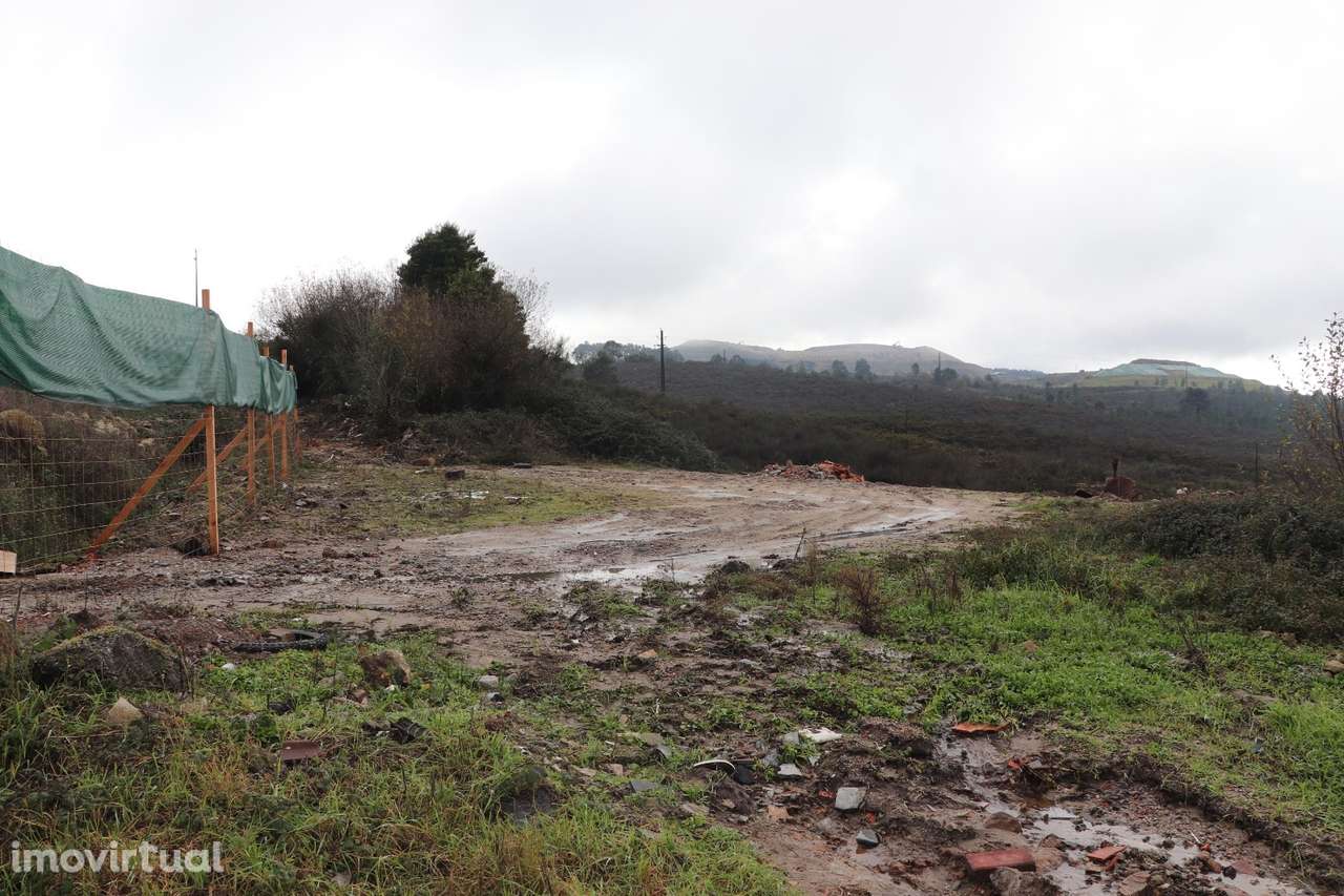 Terreno  Venda em Lustosa e Barrosas (Santo Estêvão),Lousada - Grande imagem: 3/9