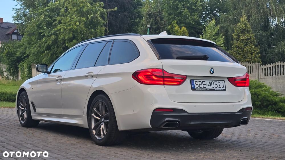 BMW Seria 5 520d M Sport - 10