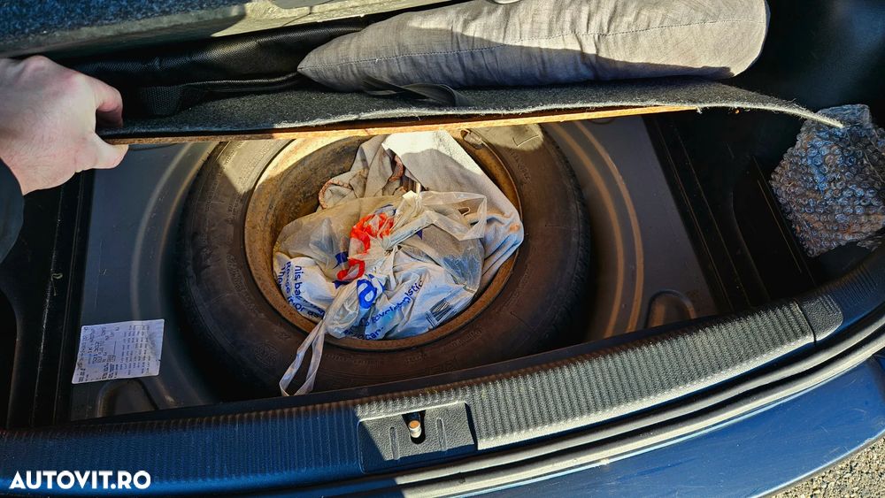 Volkswagen Golf 1.4 TSI Exclusive - 26