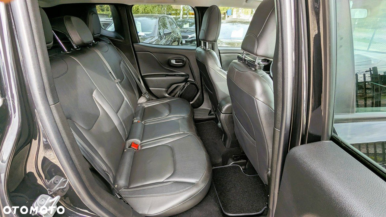 Jeep Renegade - 17