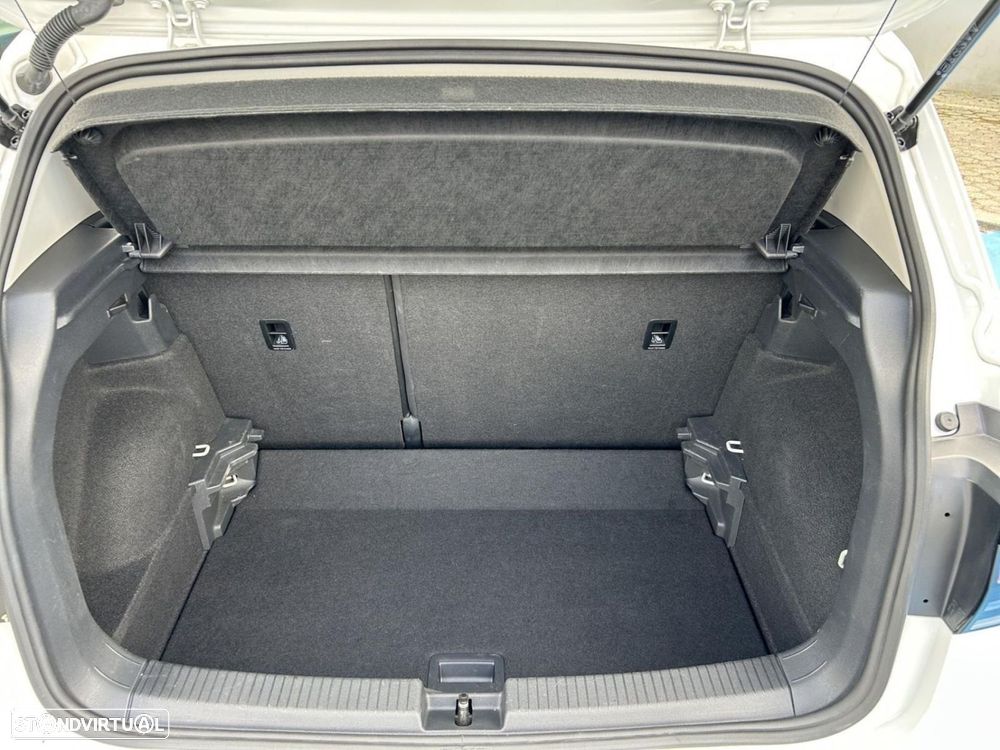 VW T-Cross 1.0 TSI Life DSG - 13