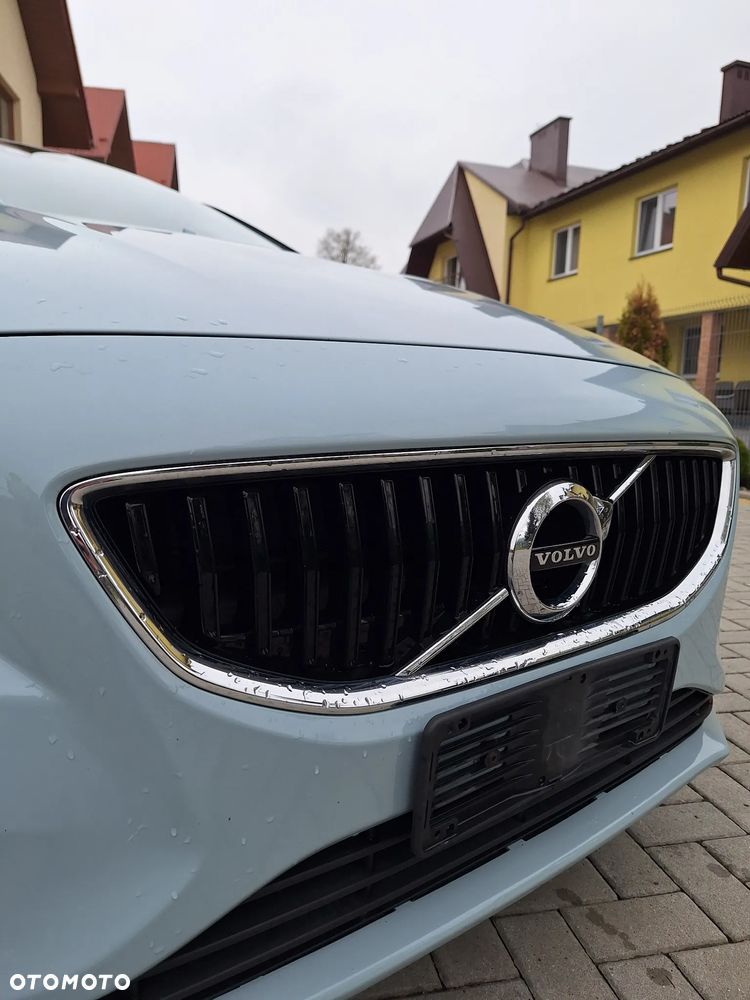 Volvo V40 D2 Momentum - 23
