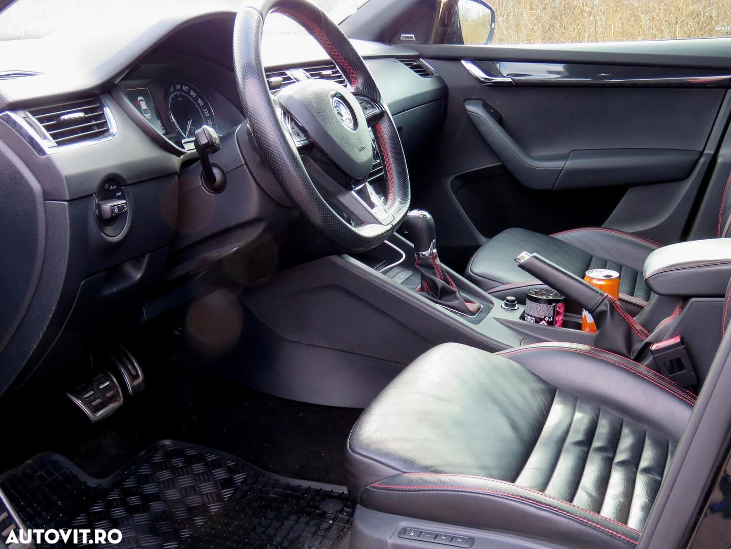 Skoda Octavia 2.0 TDI RS DSG - 19